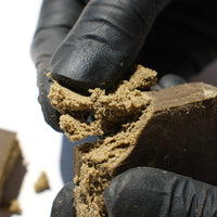 Zoom Beldia CBD 50% texture grasse et moelleuse